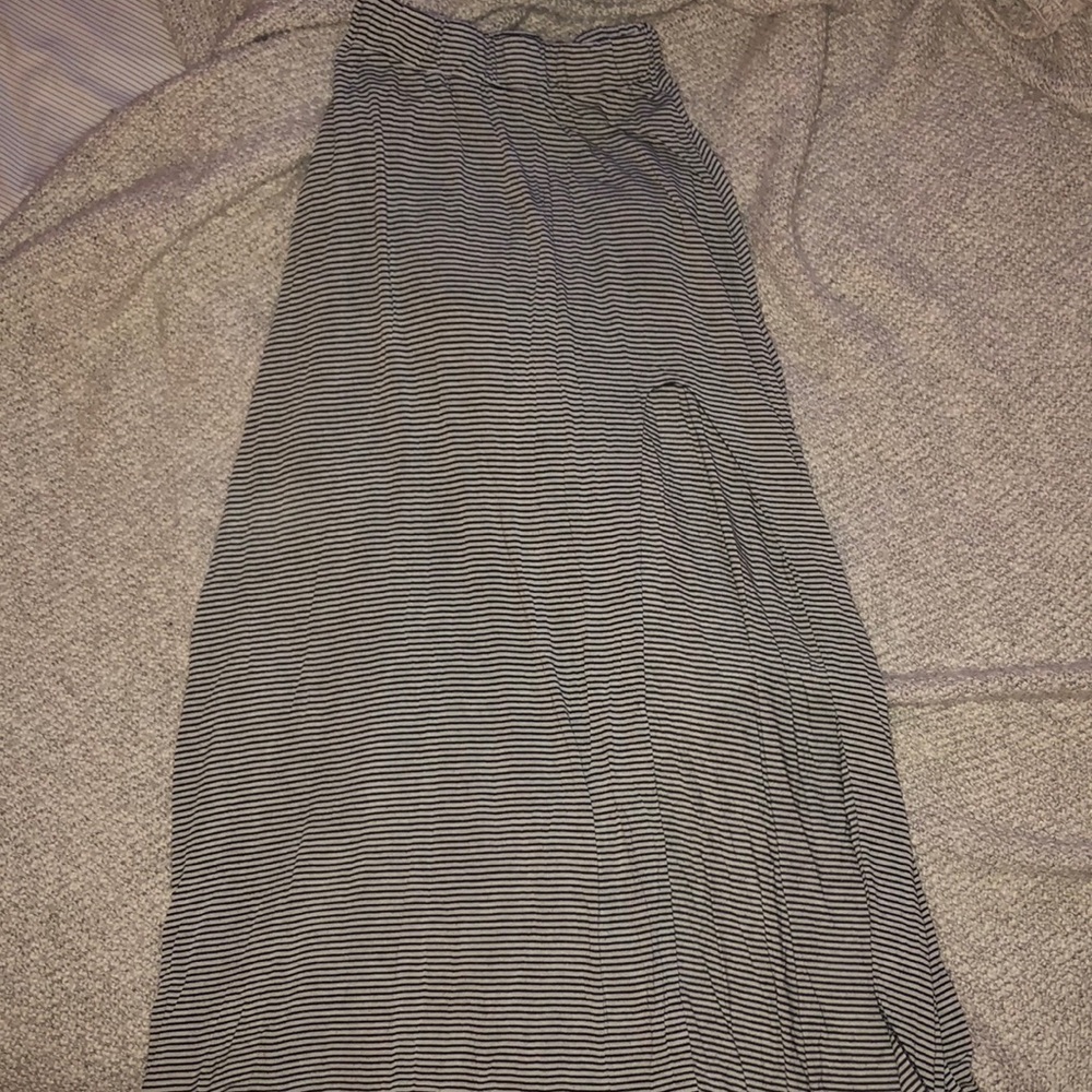 brandy melville maxi skirt